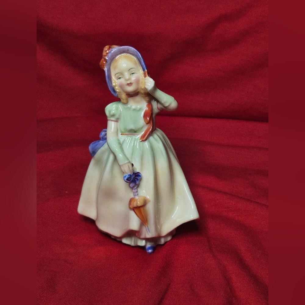 Royal Doulton Babie figurine